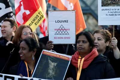 Image for France's Louvre museum remains shut as workers weigh strike extension