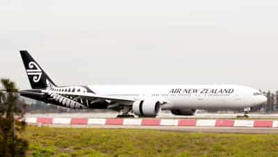 Image for New Zealand brings back curbs in Wellington after COVID scare from Sydney visitor