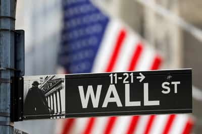 Image for Anxious global investors brace for long-awaited US election results