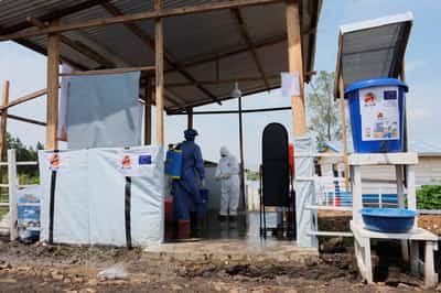 Image for France reports Ebola case in doctor returning from humanitarian mission in Congo