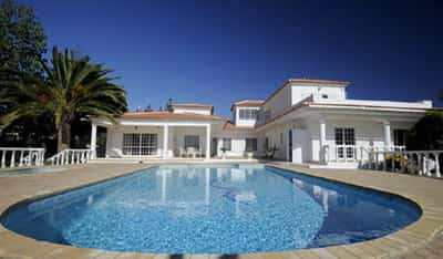 Image for PORTUGUESE PROPERTY MARKET RECORDS 12 MONTHS OF GROWTH WITH OUTLOOK FOR 2015 EQUALLY POSITIVE