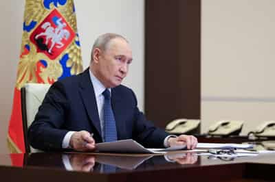 Image for Russia's Putin announces Orthodox Easter ceasefire, expects Ukraine to do the same