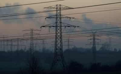 Image for Investor group calls for banks to set tougher climate targets