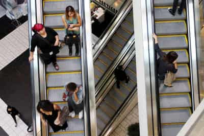 Image for U.S. consumer confidence hits one-year high; house prices soar