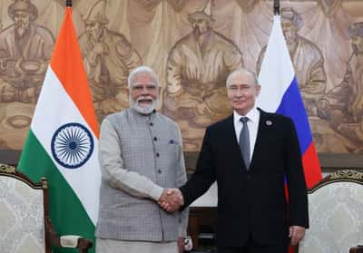Image for India's Modi tells Russia's Putin that the war in Ukraine must end for humanity's sake 
