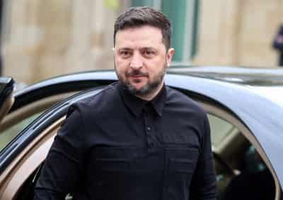 Image for Zelenskiy says Ukraine getting ready for new peace talks next week
