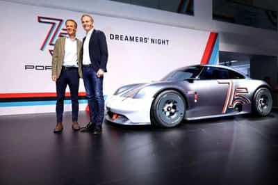 Image for Porsche CEO: There is no conflict between e-mobility and e-fuels