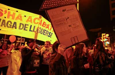 Image for Proposed EU rules would curb Airbnb, short-term rental homes, draft shows