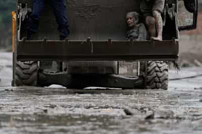 Image for Rescuers search for survivors after devastating Nepal flood