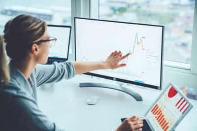 Image for 3 key factors for finance firms to retain talent