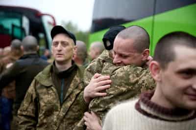 Image for Russia and Ukraine swap 205 prisoners of war each