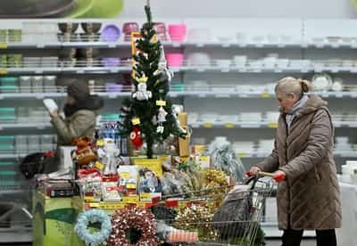 Image for High food prices dampen festive spirits in Russia
