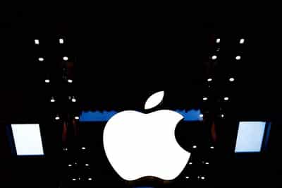 Image for Apple plans smart glasses launch in 2026, Bloomberg News reports