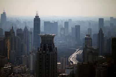Image for Wealth funds warm to active management - and China - to weather volatility, report shows