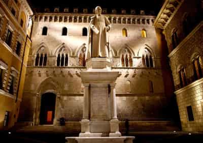 Image for Shares in Monte dei Paschi plunge 14% after capital raise