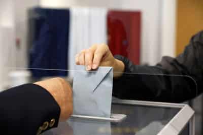 Image for French far-right falls short in regional elections ahead of presidential vote