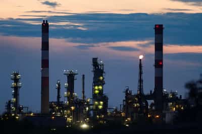 Image for Oil near 4-mth low after OPEC+ supply plan, US stock build