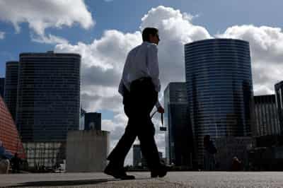 Image for French private sector stagnates amid weak demand, PMI shows