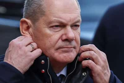 Image for EU is strong enough to defend its interests towards US, Scholz says