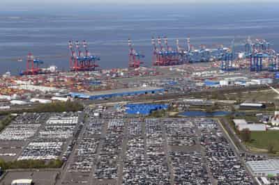 Image for German exports rise in February, lifted by China trade