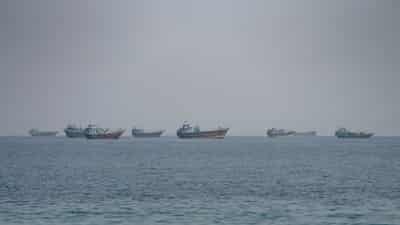 Image for Oil prices fall $2 on Iran-Oman talks to reopen Strait of Hormuz
