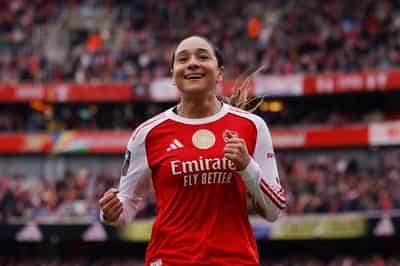 Image for Soccer-Arsenal end Man City's winning run in WSL, Liverpool move off bottom