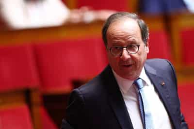 Image for France's Hollande says may run in 2027 if victory looks attainable, paper says
