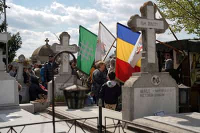 Image for Romanian Jewish representative criticises president for challenging hate speech bill