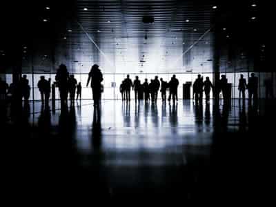 Image for Travel Agency versus Self booking
