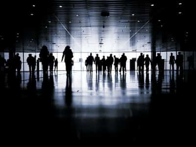 Image for Travel Agency versus Self booking