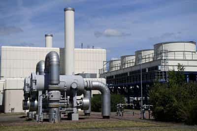 Image for Analysis-Europe's low gas stocks pile on the economic and political pressure