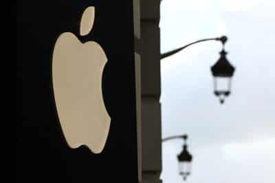 Image for Apple to let developers distribute apps directly from their sites