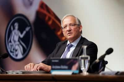 Image for Ex-BoE deputy governor warns Trump could flick financial payments 'kill switch'