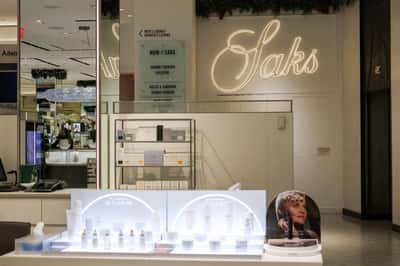 Image for Analysis-Saks, exiting bankruptcy, bets on high-end luxury to revive sales