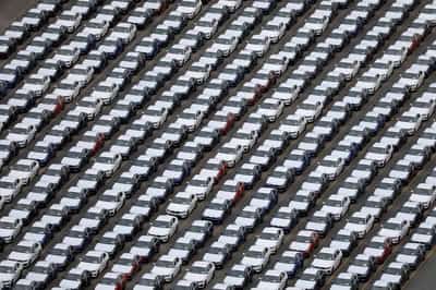 Image for Factbox-What's in Trump's move to ease US automotive tariffs