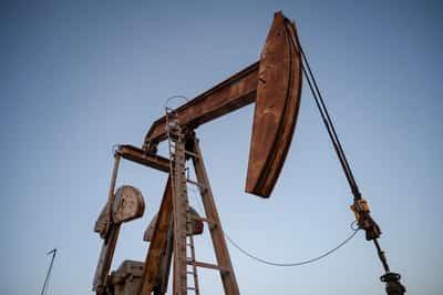 Image for Oil falls after Trump says US would help free ships stranded in Strait of Hormuz