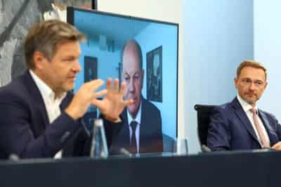 Image for Germany agrees 200 billion euro package to shield against surging energy prices