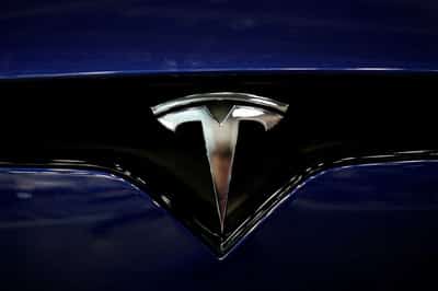 Image for Tesla to acquire parts of insolvent German parts maker Manz