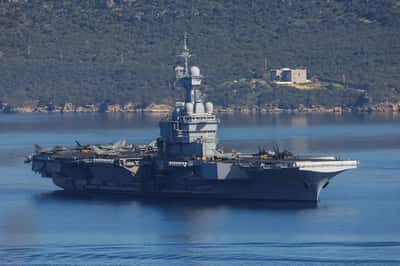 Image for French aircraft carrier group moving into Red Sea and Gulf of Aden