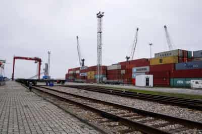 Image for Moscow fumes over Lithuania rail ban to Russian region