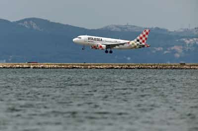 Image for Italy probes airline Volotea over fuel-linked ticket surcharges