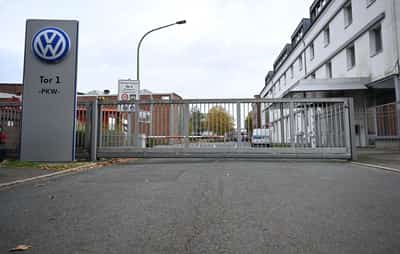 Image for German union calls for swift action to secure Volkswagen's Osnabrueck plant