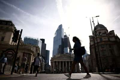 Image for ECB to ask banks to calculate with recession risk: Enria