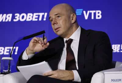 Image for Russia hikes 2025 deficit forecast threefold due to low oil price risks