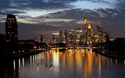 Image for Euro zone business activity stuck in a rut, PMI shows