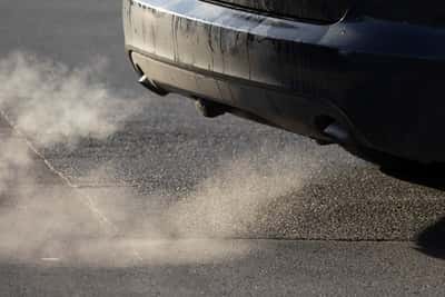 Image for France, Germany agree deal on car emissions and UK special status