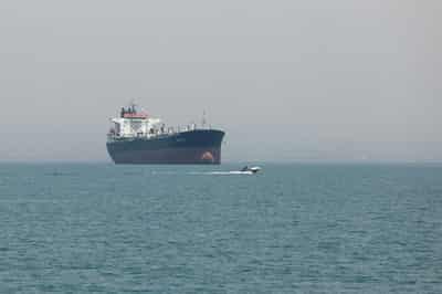 Image for Axios says proposed US-Iran deal involves opening strait during 60-day ceasefire extension