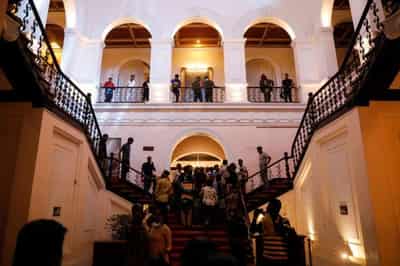 Image for Sri Lankan president flees to Maldives, protesters storm prime minister’s office