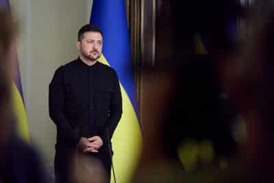 Image for Ukraine and allies to work on ceasefire plan in next ten days, Zelenskiy tells Axios