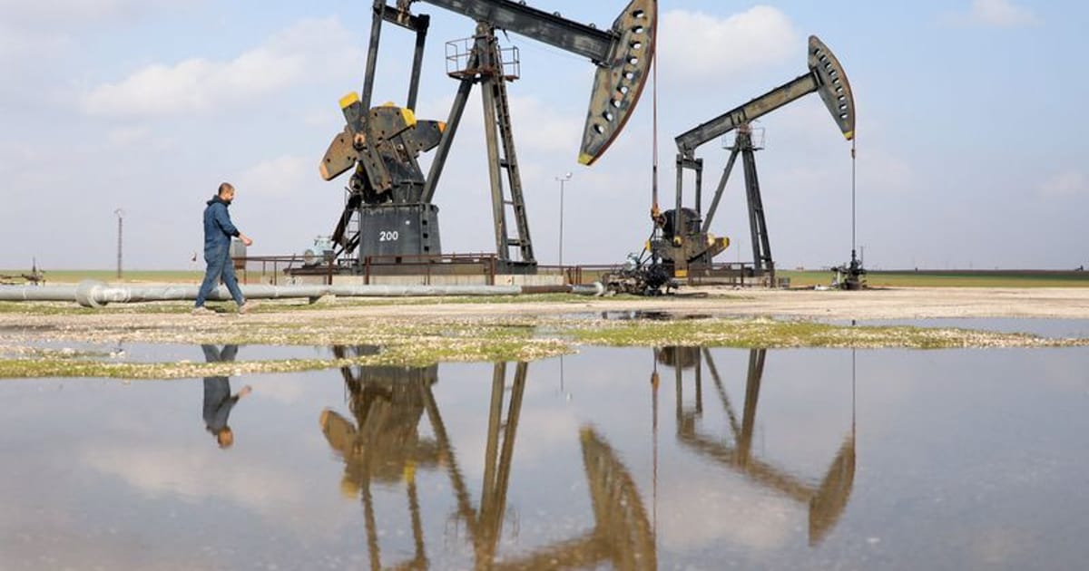 Oil falls more than $1 on greater flows despite US-Iran war
